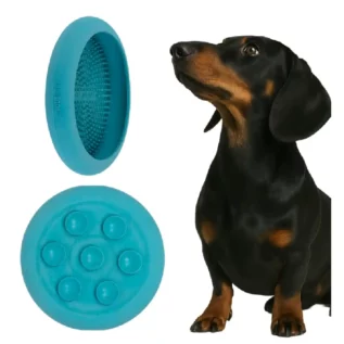 LickiMat-UFO-Orange-with-dog
